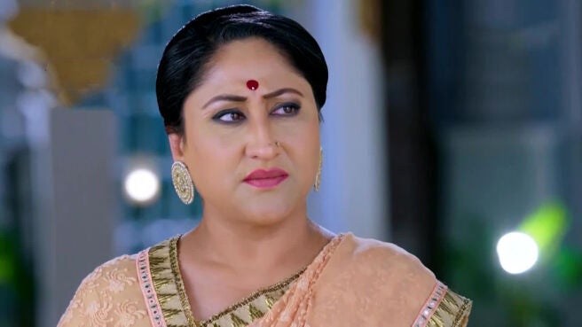 Watch Geetanjali Devi Gets Upset Video Online HD On JioCinema