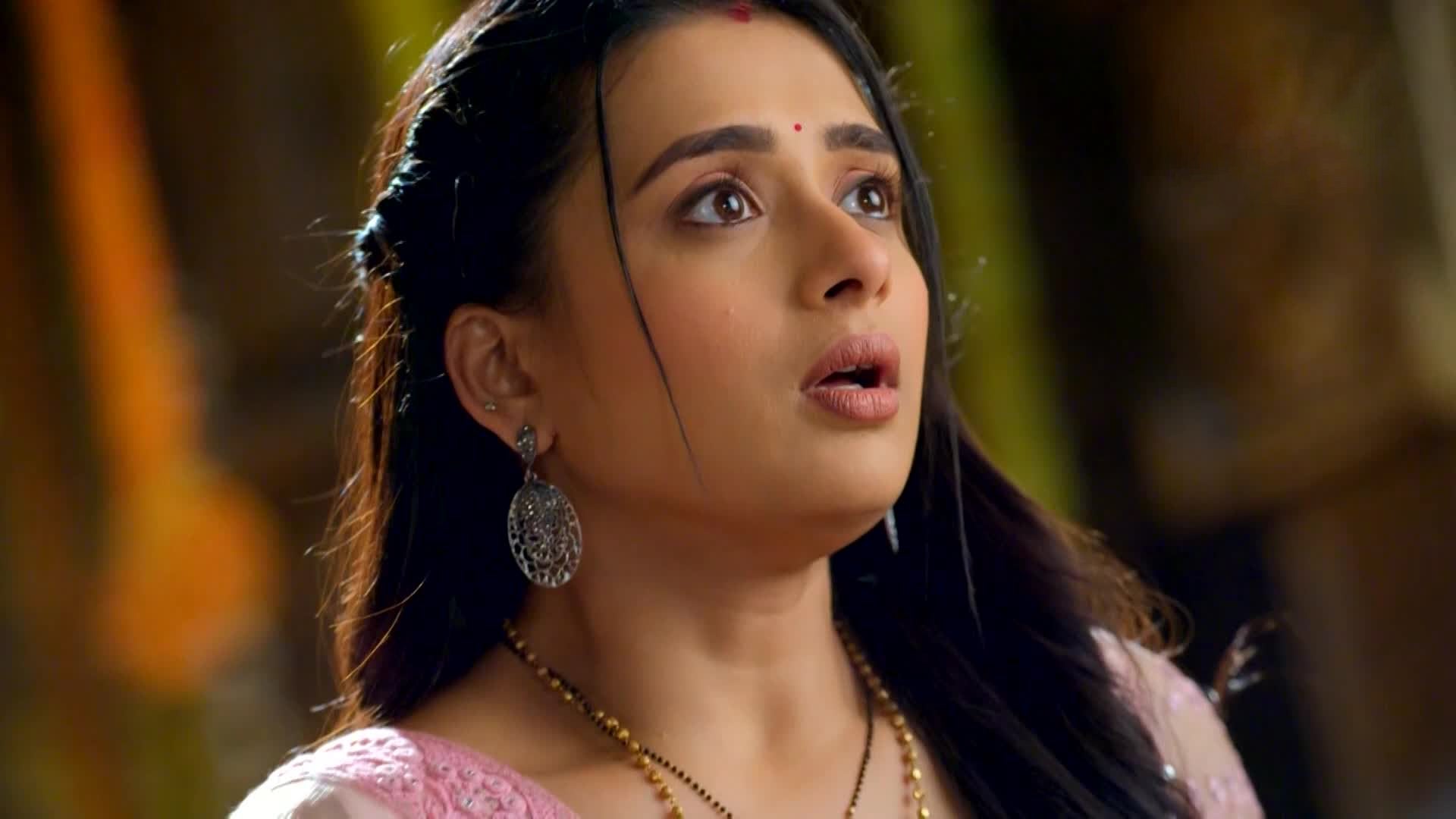 Watch Simar Is Confused Video Online Hd On Jiocinema