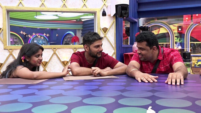 Watch The Housemates Tease Kavyashree Video Online Hd On Jiocinema