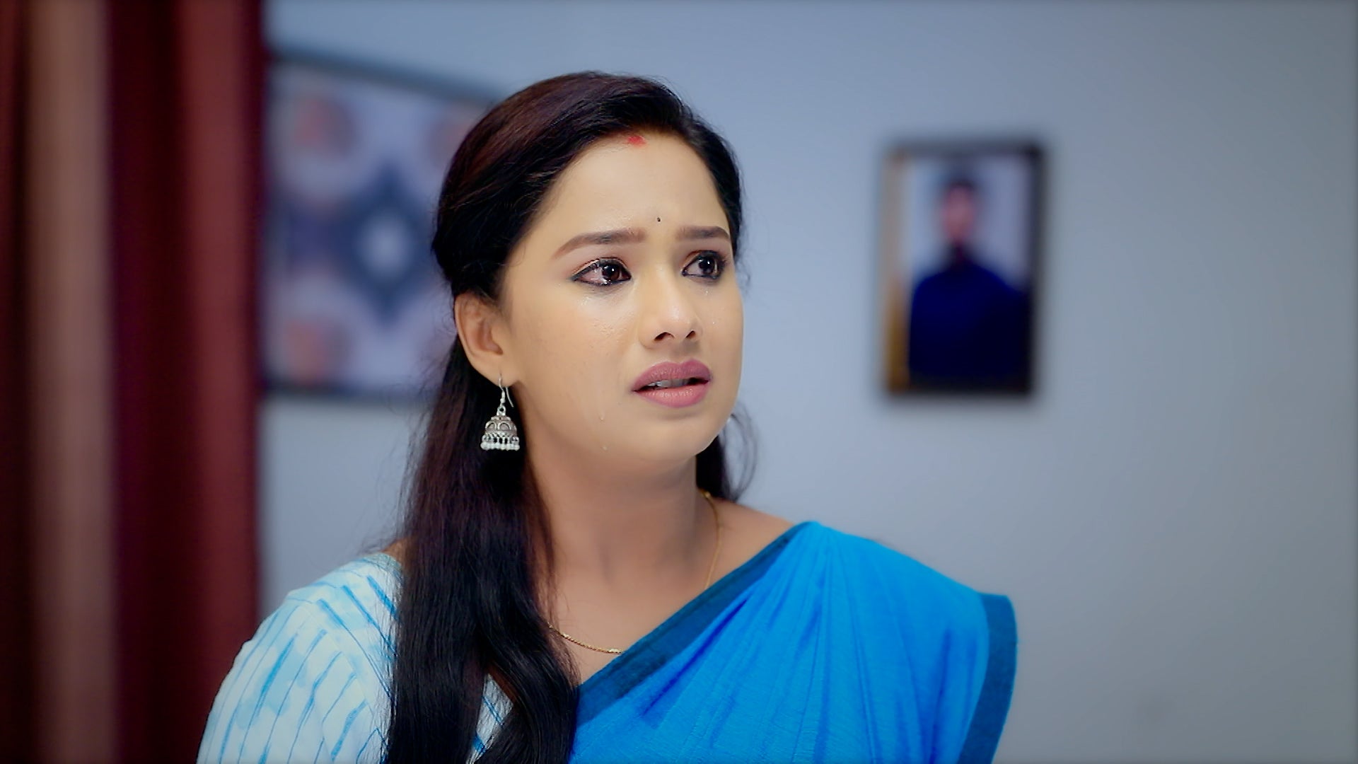 Watch Ganda Hendthi Season Episode Swathi Is Being Blamed