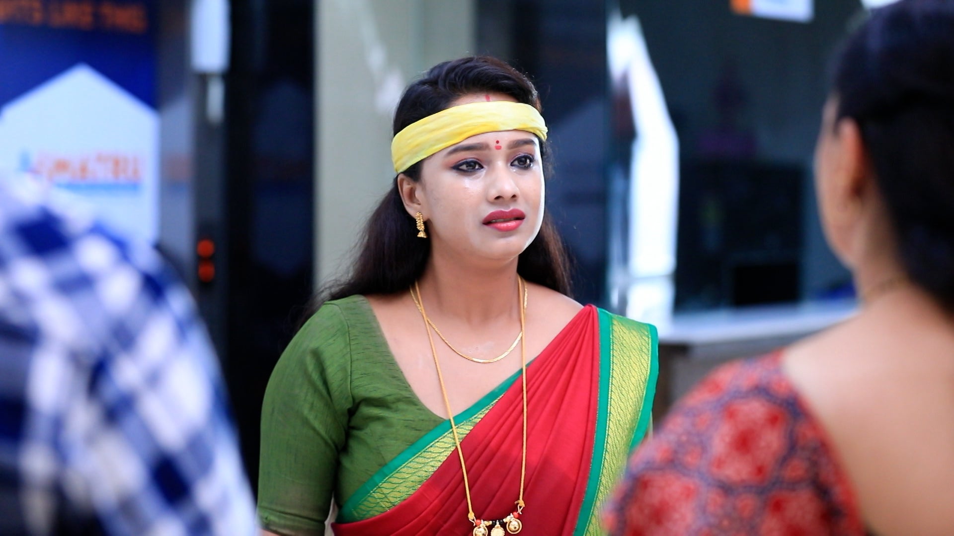 Watch Ganda Hendthi Season 1 Episode 115 Swathi Drifting From Murali