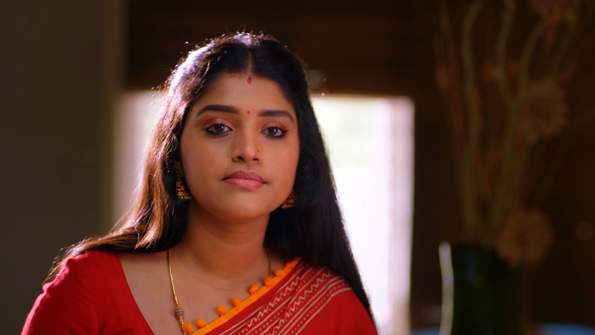 Watch Thirumanam Season Episode Janani Falls For The Trap