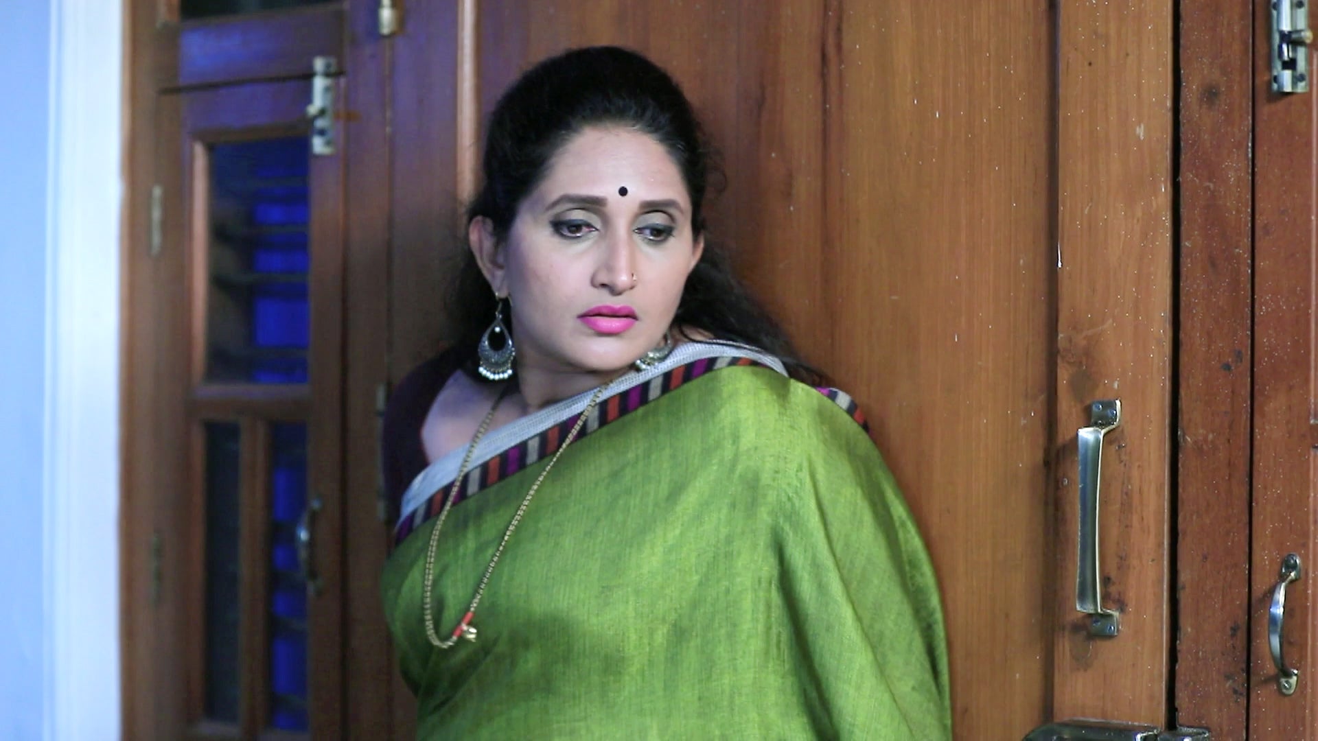 Watch Kulavadhu Season 1 Episode 1357 Kanchana Blurts Out The Truth