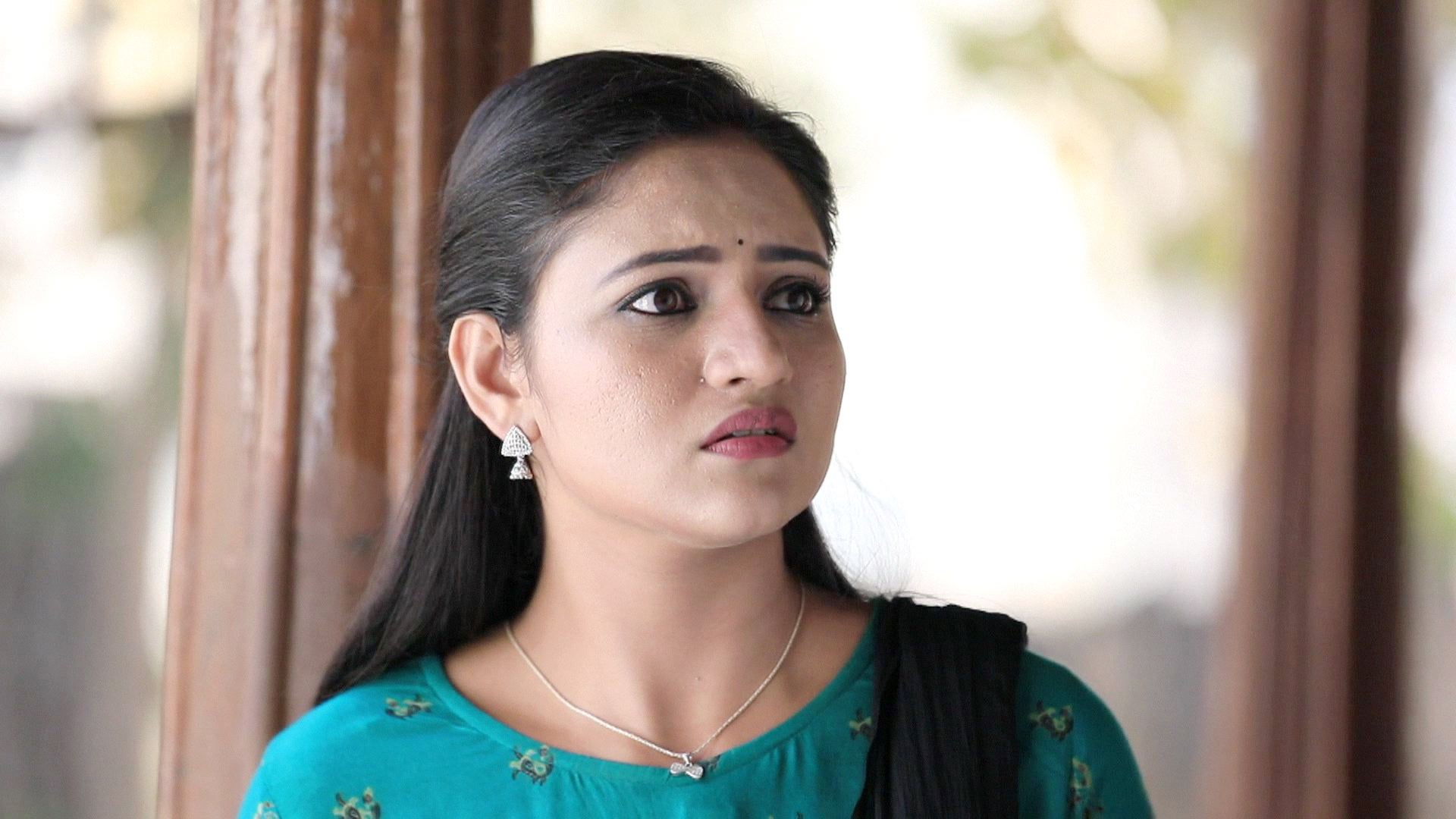 Watch Kannadathi Season Episode Bhuvi Feels Guilty Watch Full