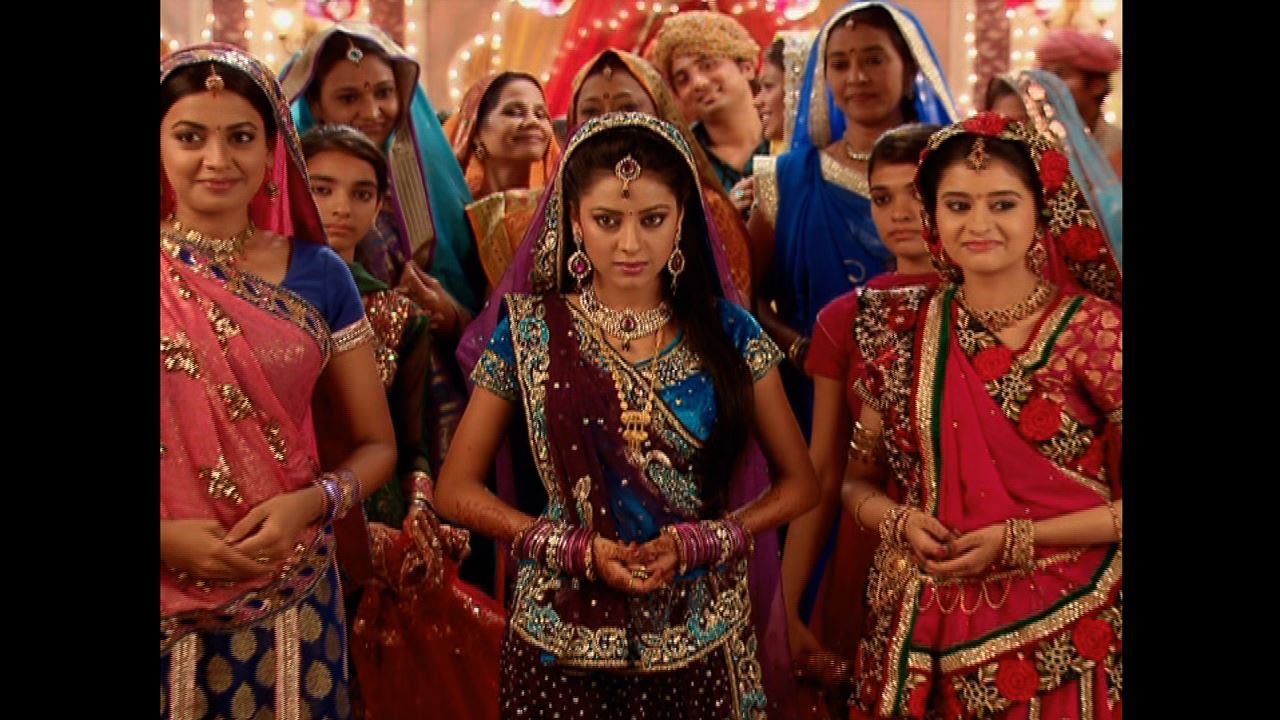 Watch Balika Vadhu Season 1 Episode 1078 Telecasted On 29 08 2008 Online Watch in dailymotion player watch in watchvideo player. voot