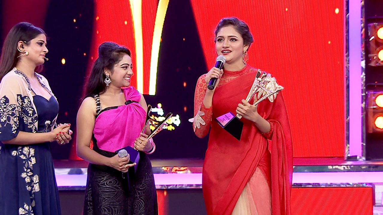Watch Anubandha Awards Season 2 Episode 13 Telecasted On 09 09 2017 Online If you have missed anubandha awards watch it anytime on voot app or visit www.voot.com welcome to kannada tv plus. voot