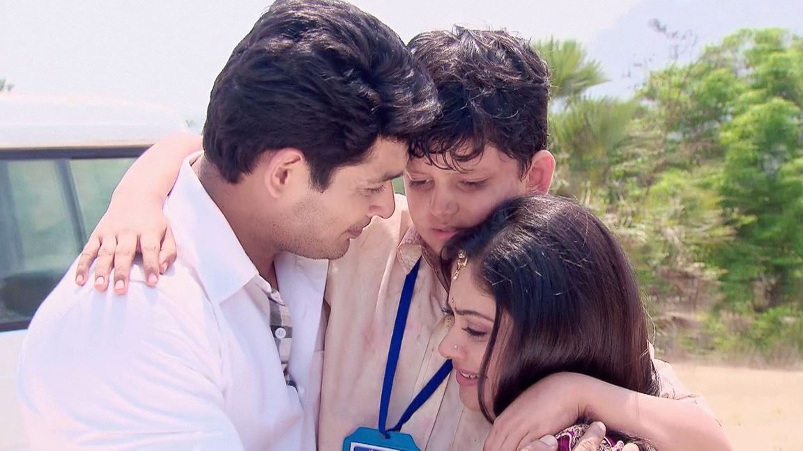 Watch Balika Vadhu Season 1 Episode 1561 Telecasted On 21 04 2014 Online Torn away from the merriment of childhood, and her family, she has to accept and. voot