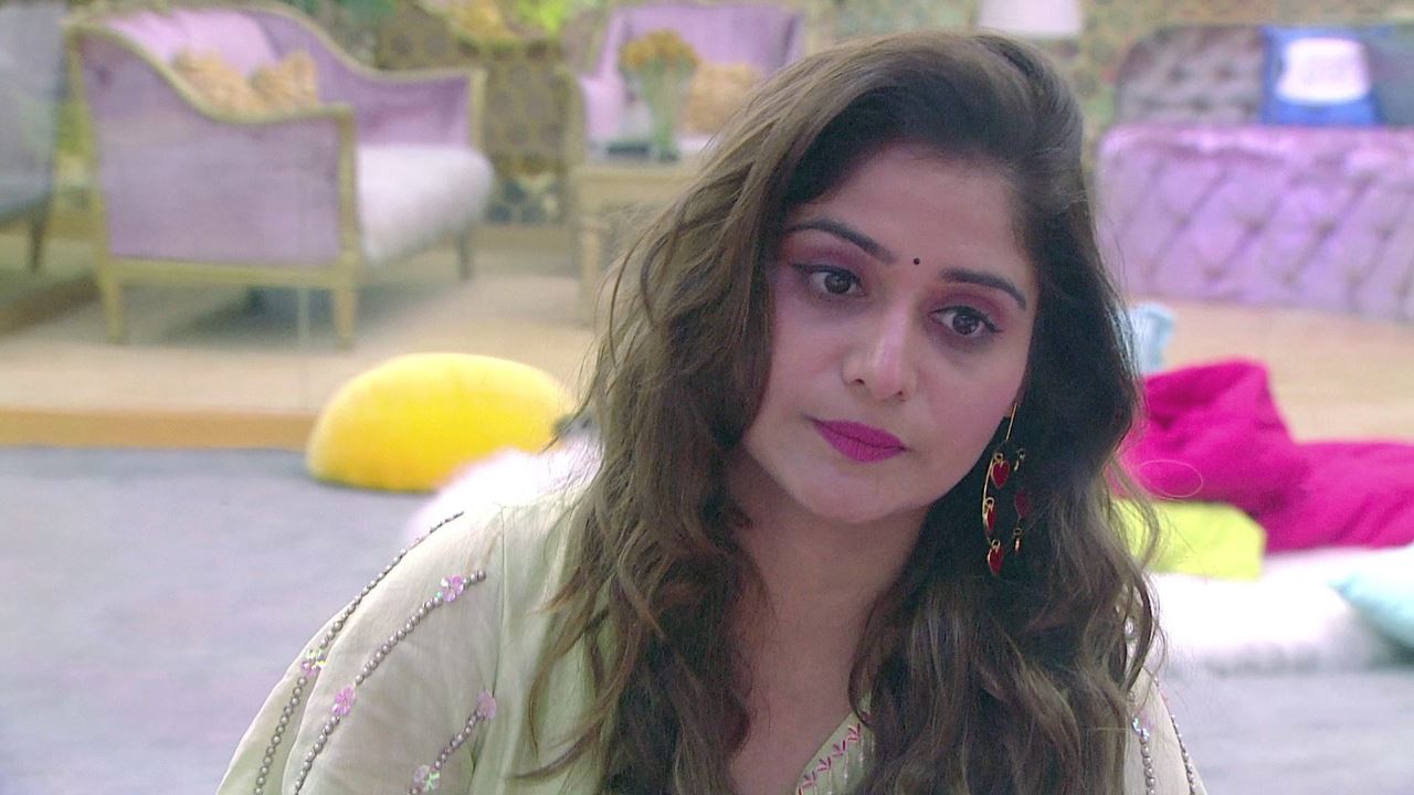 Arti Feels Her Journey Ending! - Date 10-01-2020 Online | Voot