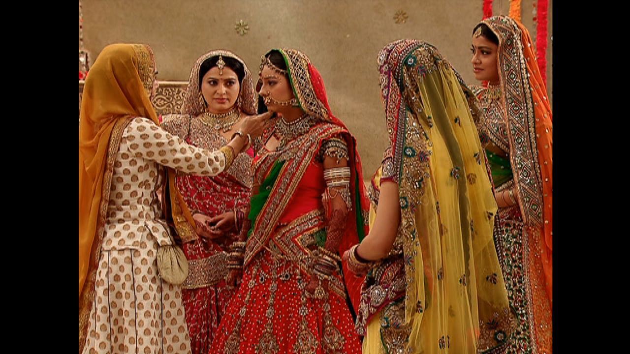 Watch Balika Vadhu Season 1 Episode 1149 Telecasted On 06 12 2008 Online Nhưng shiv đã kịp cản lại, anh khẳng định rằng: voot
