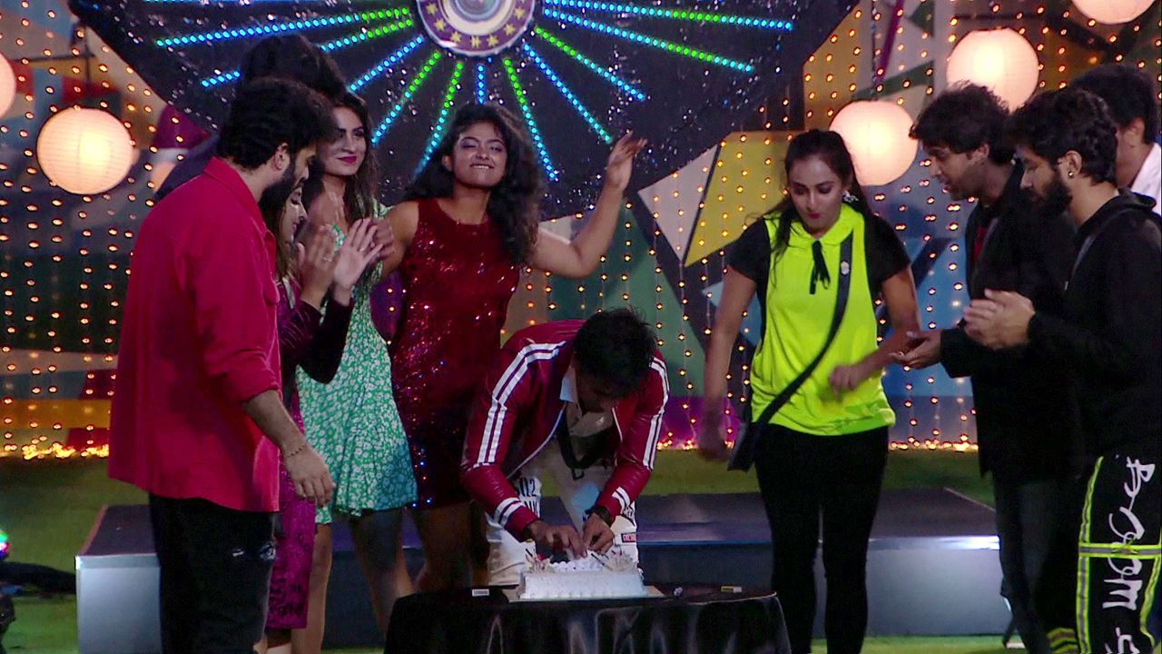 Welcoming 2020 In Style Date 01 01 2020 Online Voot Bigg boss kannada s7 online voting. voot