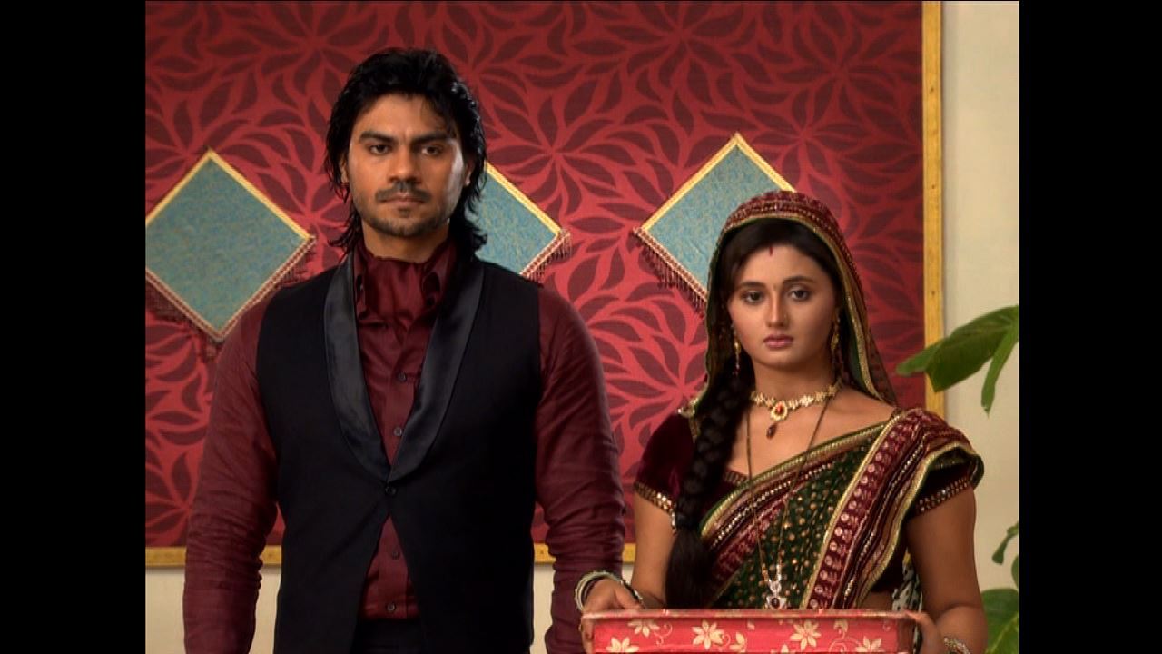 Watch Uttaran Season 1 Episode 713 Telecasted On 11 10 2011 Online 20min | drama | tv series. voot