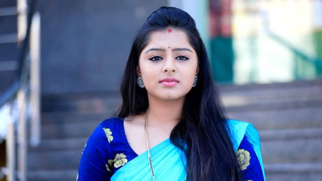 Watch Mithuna Rashi Season Episode Raashi S Kind Gesture