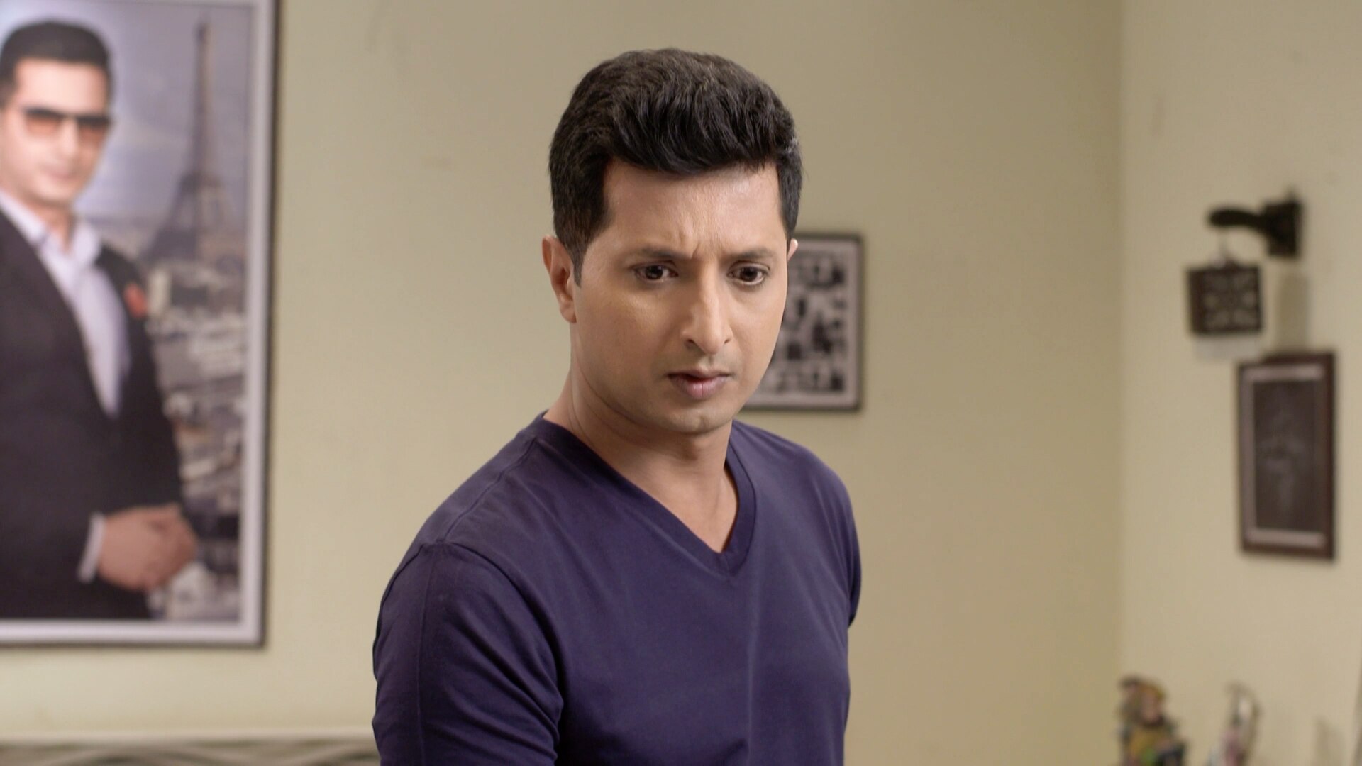 Watch Radha Prem Rangi Rangli Season 1 Episode 394 : Prem In A Dilemma ...