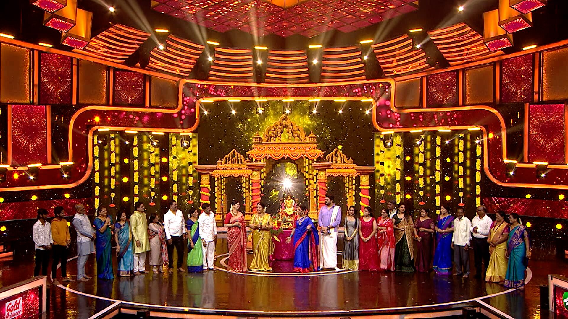 Watch Raja Rani Season 3 Episode 21 Family Dance Showcase Watch