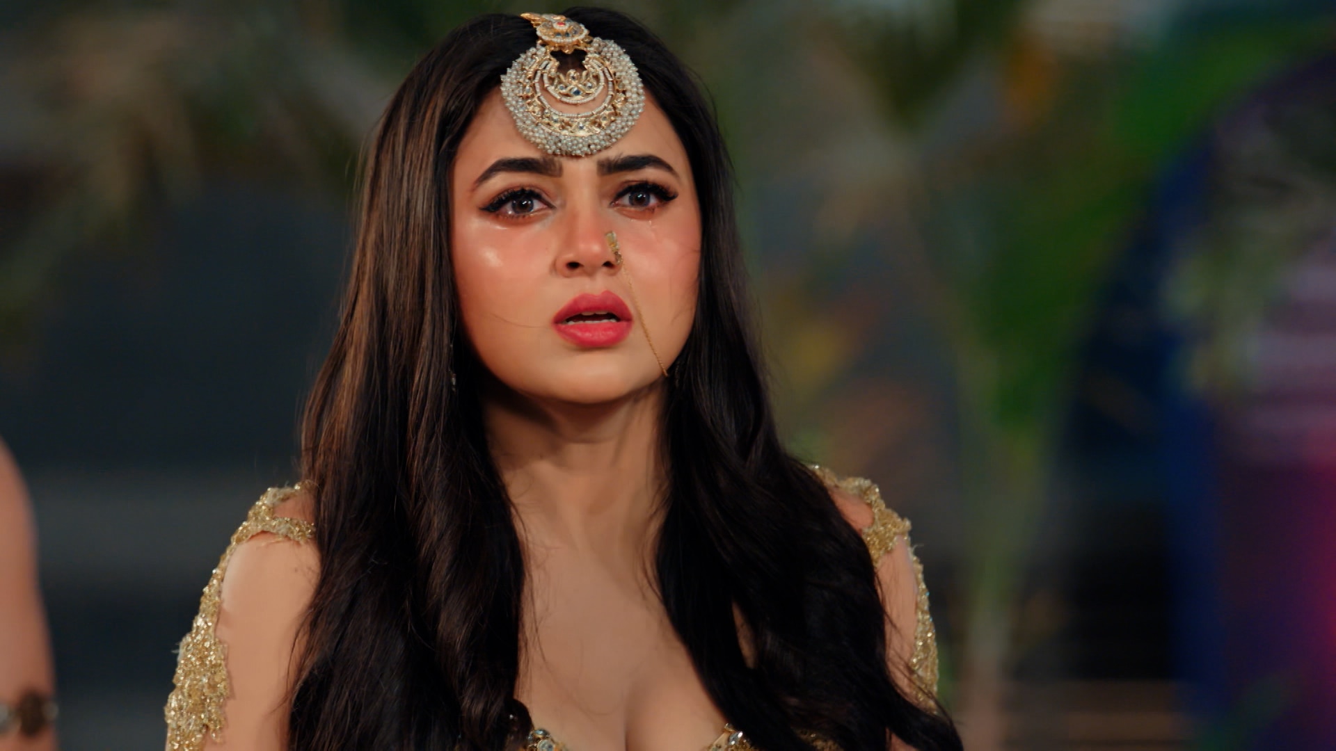 Watch Naagini Season 6 Episode 193 : Prathna Is Devastated - Watch Full ...