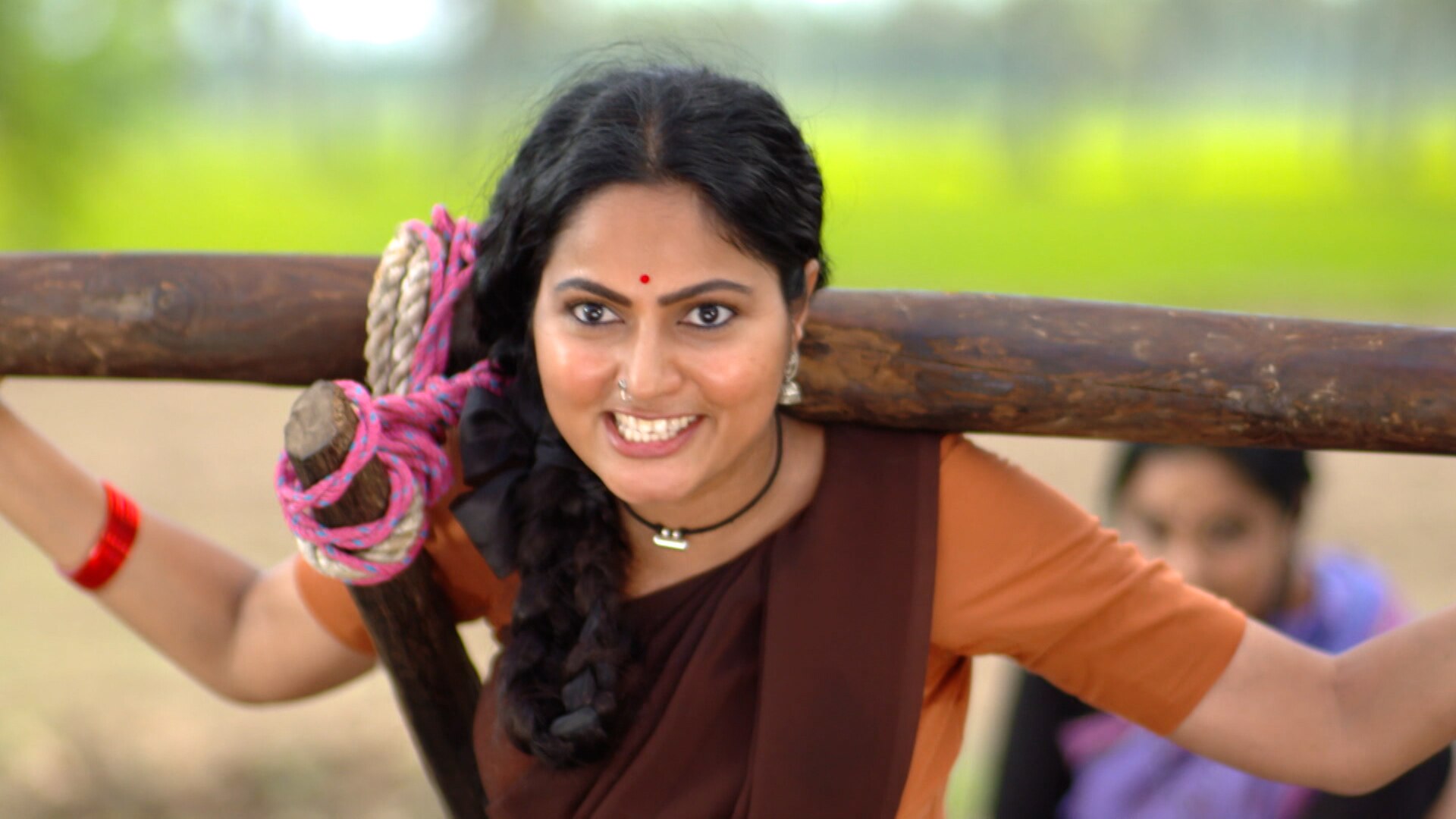 Watch Devathe Season 2 Episode 1 : A Tale Of Two Sisters - Watch Full ...