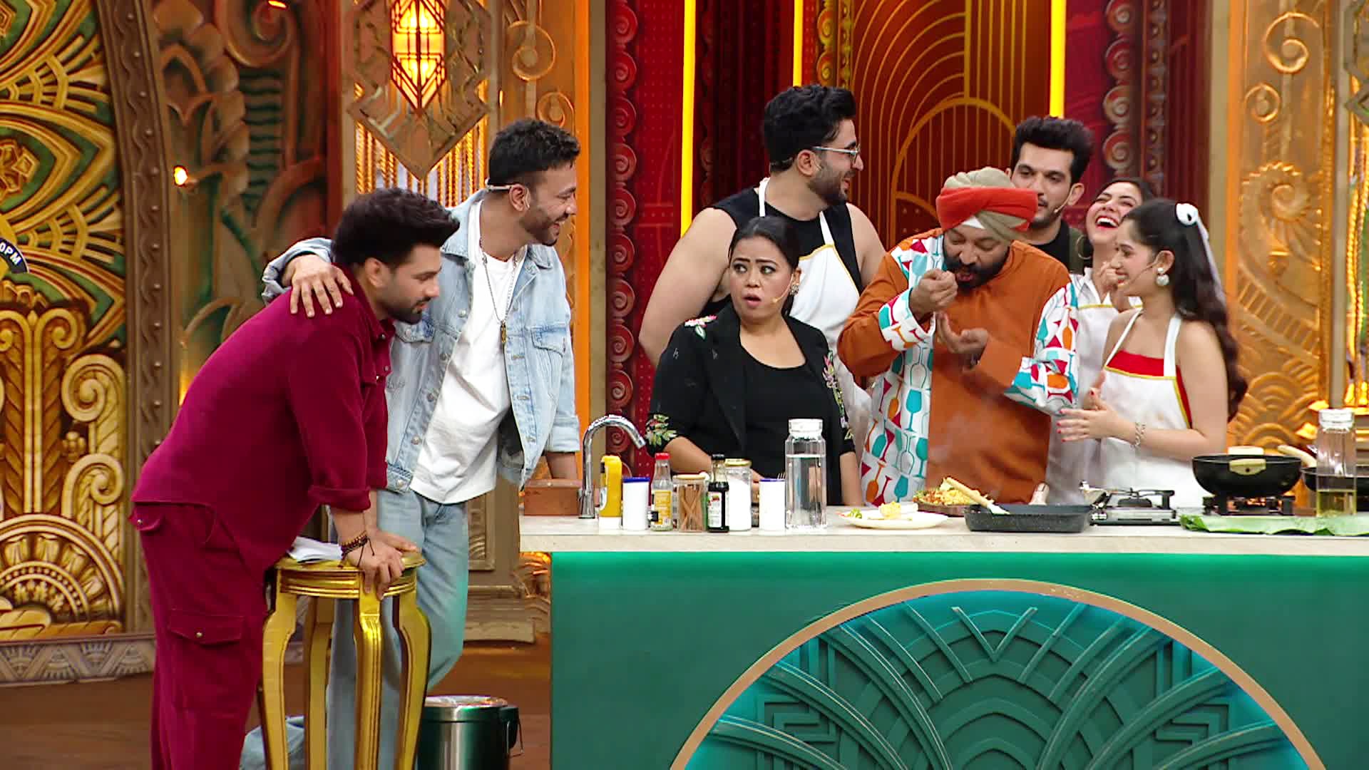 Watch Laughter Chefs Unlimited Entertainment Season 1 Episode 22 Bharti