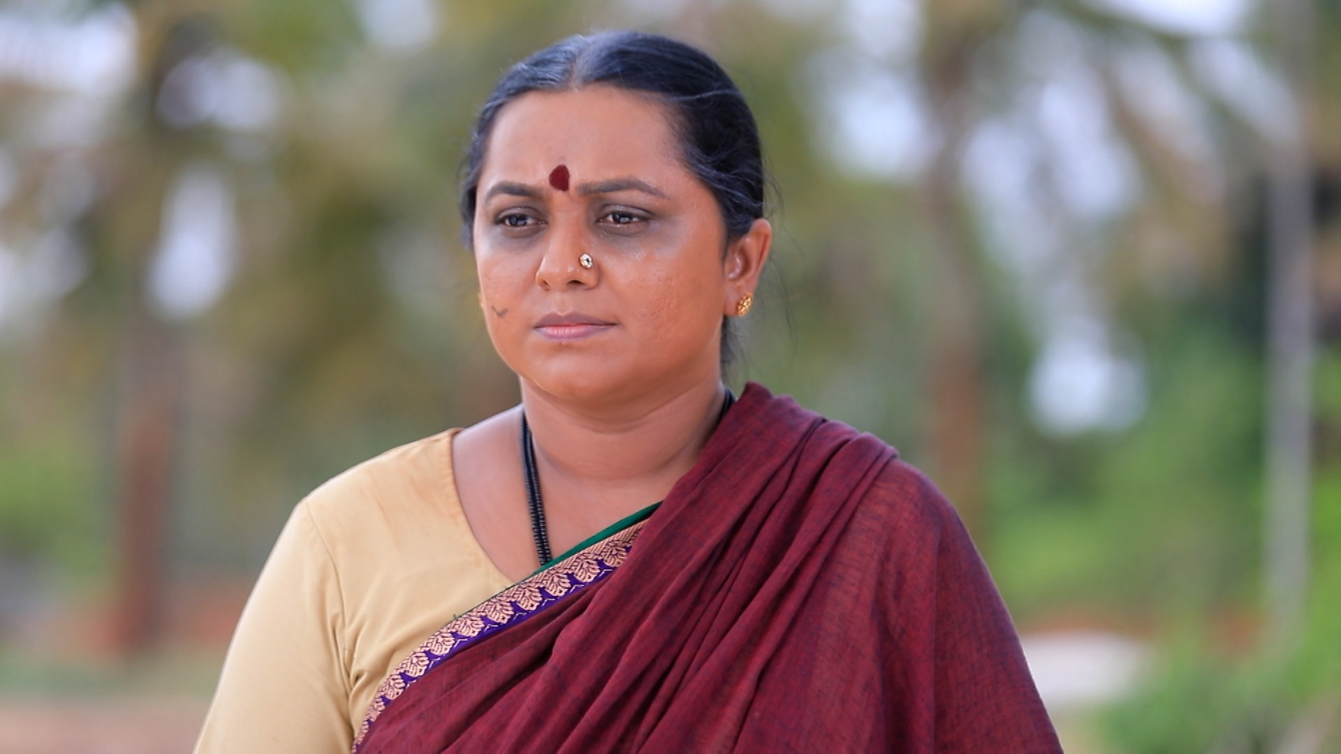 Watch Shreegowri Season 1 Episode 71 : Sugandha Vs Mangalamma - Watch ...