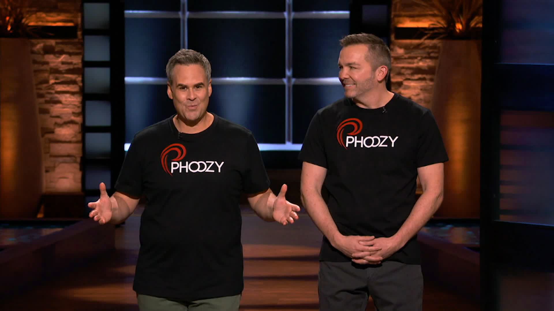 Watch Shark Tank Season 12 Episode 19 : Phoozy, The Protective Cases 