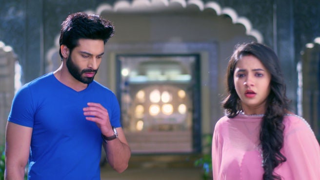 Watch Udaan Season 1 Episode 1236 : Raghav Confesses His Love - Watch ...