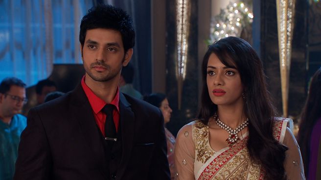 Watch Meri Aashiqui Tum Se Hi Season 1 Episode 86 : RV Takes Hrithika ...