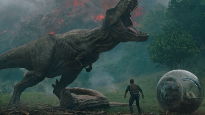 Watch Jurassic World: Fallen Kingdom | A Look Inside - Making Video ...