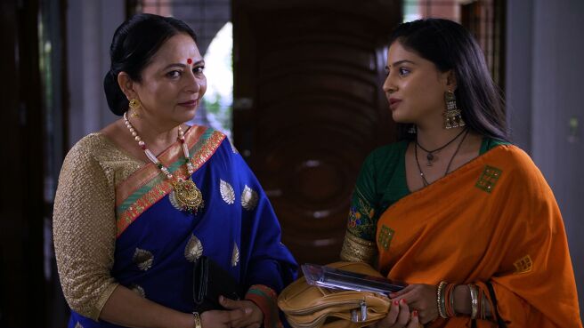 Watch Rashi Rikshawwali Season 1 Episode 309 : Suvarna Blesses Raashi ...