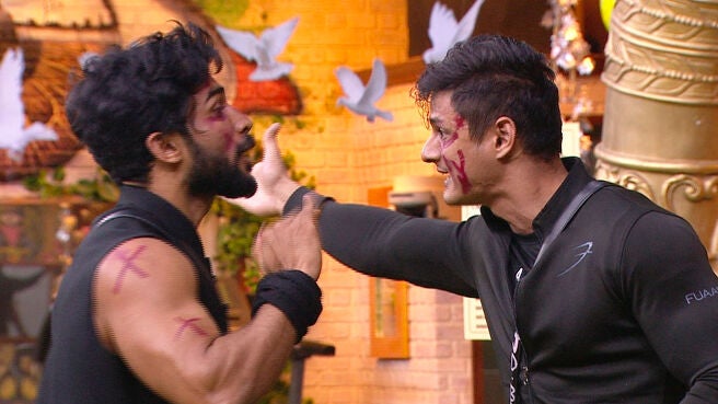 watch-bigg-boss-marathi-season-3-episode-40-vishal-and-jay-lock-horns