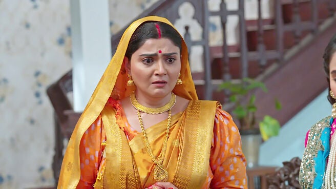 Watch Durga Aur Charu Season 1 Episode 14 : Sampurna Gets Provoked By ...