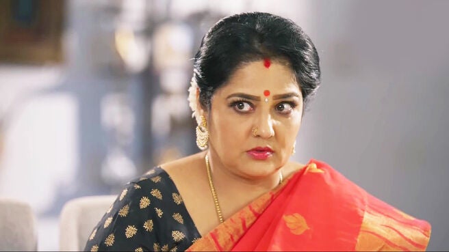 Watch Muthulakshmi Gets Frustrated Video Online(HD) On JioCinema