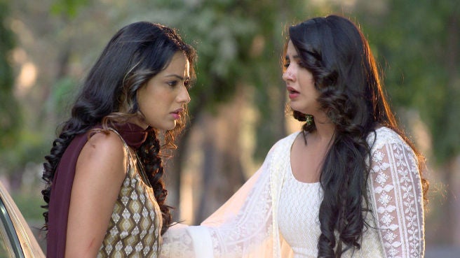 Watch Udaan Season 1 Episode 1293 : Chakor Encounters Aarohi - Watch ...