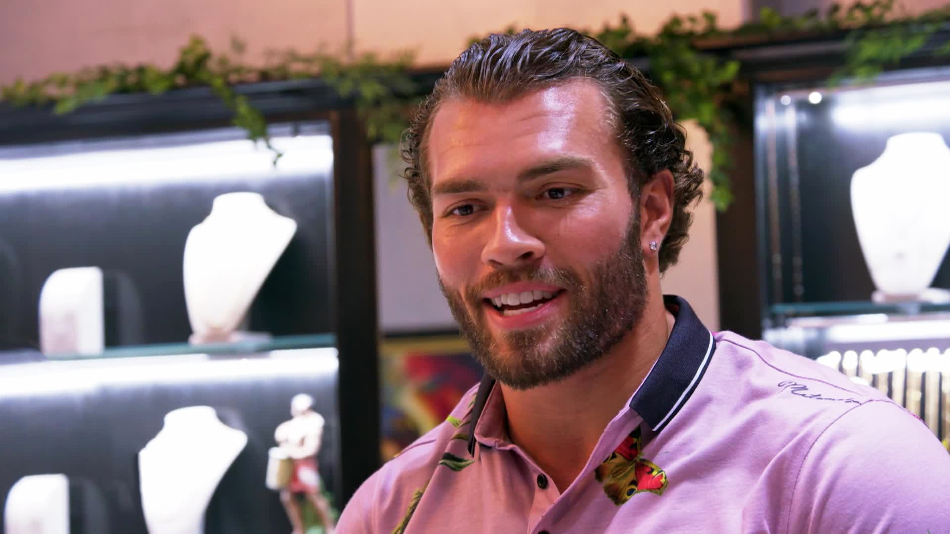Watch Temptation Island Season 3 Episode 9 : Julian Plans A Surprise