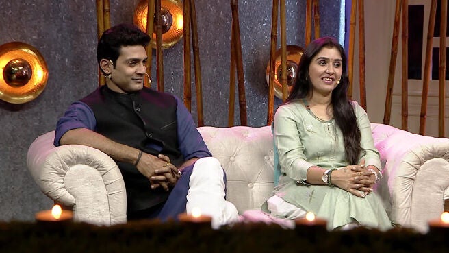 Watch Chat Corner Season 1 Episode 6 : Anu-Raghu Get Candid - Watch ...