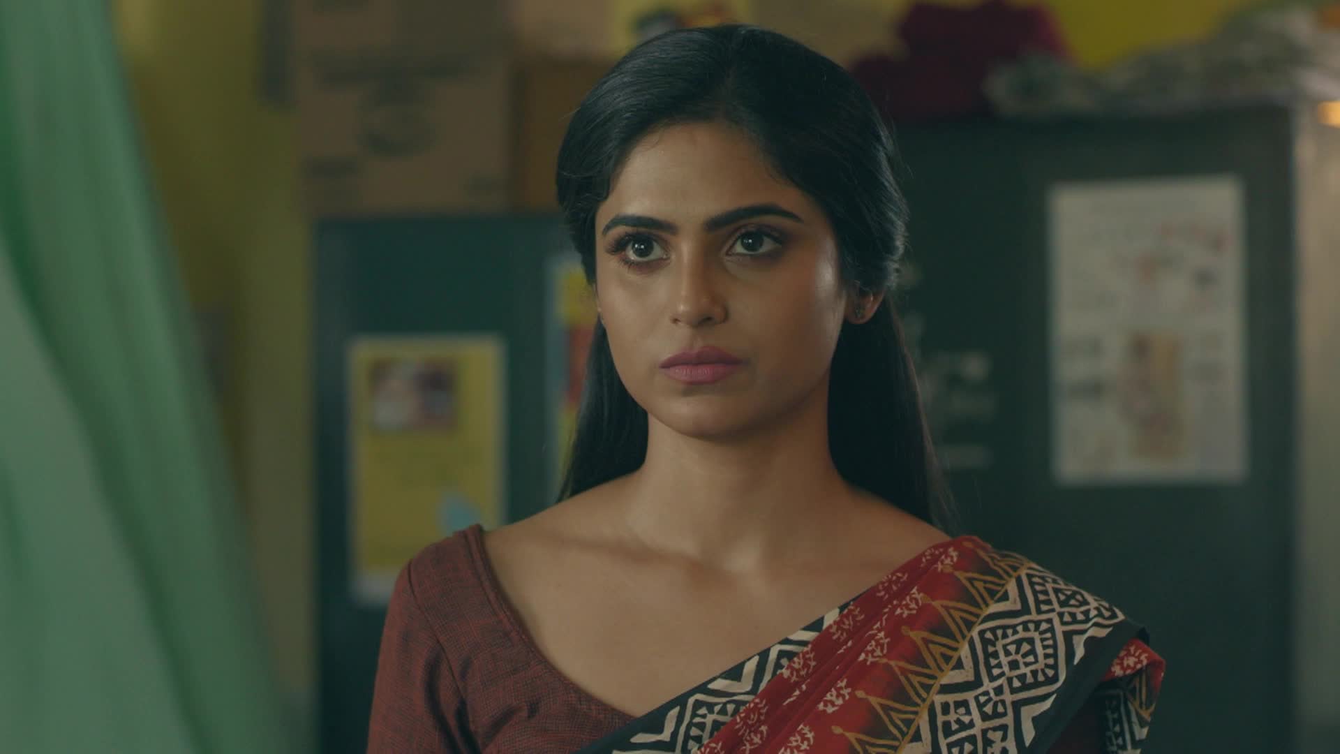 Watch Charitraheen Season 2 Episode 1 : Kiran's New Life - Watch Full ...