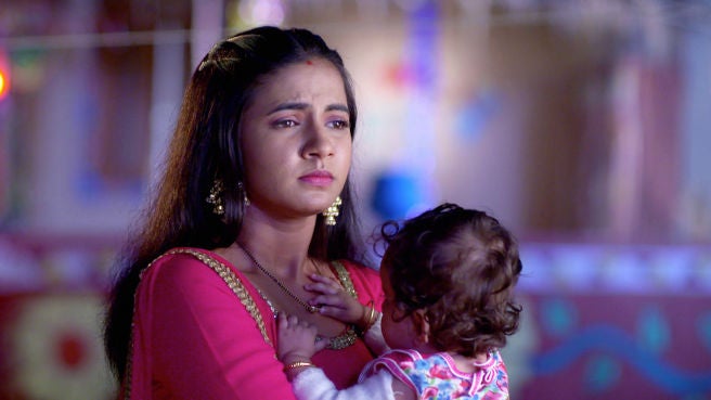 Watch Udaan Season 1 Episode 1014 : Chakor Stands Up For The Women ...