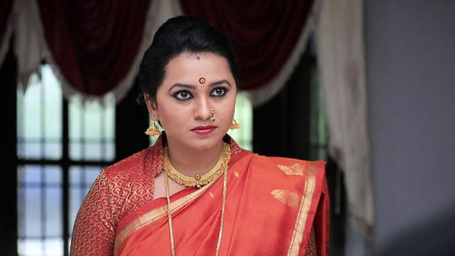 Watch Lakshmi Baramma Season 1 Episode 1876 : Aayi Threatens Chandu ...