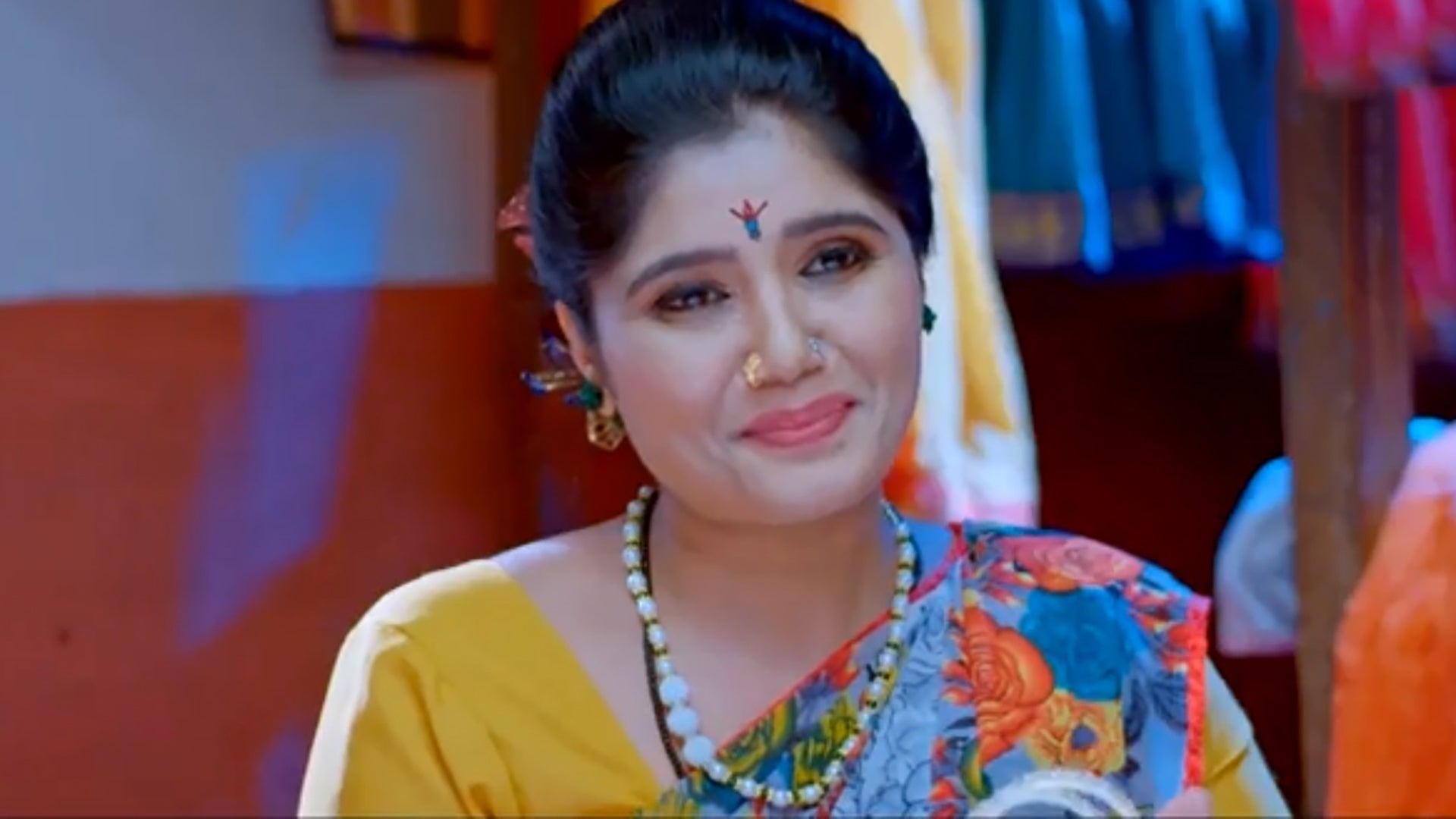 Watch Urvashi Is Ecstatic Video Online(HD) On JioCinema