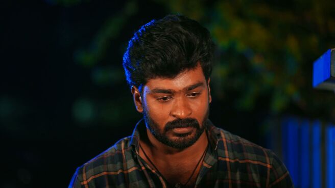 Watch Idhayathai Thirudathey Season 1 Episode 320 : Shiva Expresses His ...