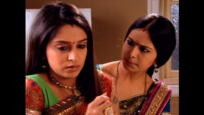 Watch Sasural Simar Ka Season 1 Episode 226 : Simar Defends Roli ...