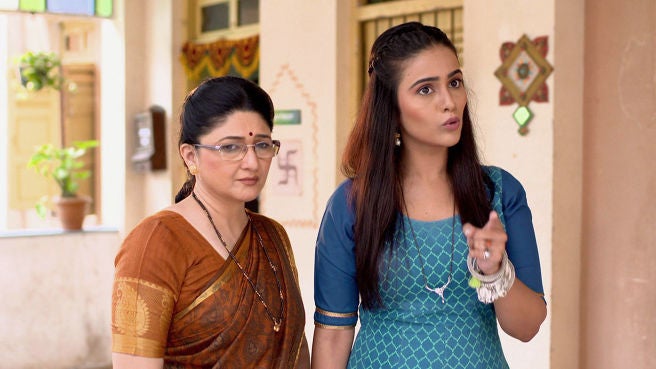 Prem Rangi Radiologist Watch Radha Prem Rangi Rangli Season 1 Episode 281 : Anvita Insults ...