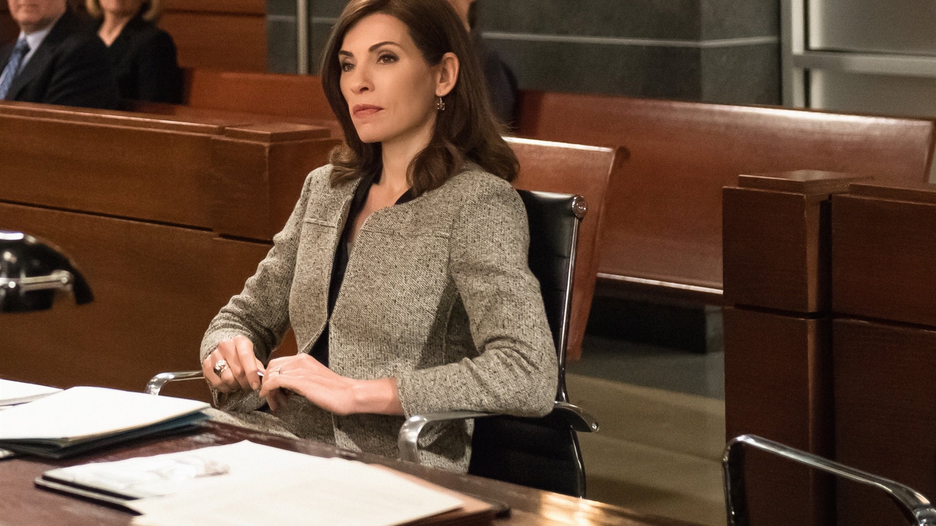 Watch The Good Wife Season 6 Episode 3 : Dear God - Watch Full Episode ...