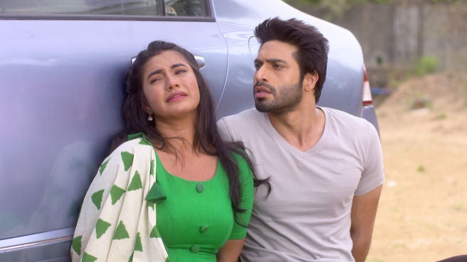 Watch Udaan Season 1 Episode 1059 : Suraj And Chakor In Distress ...