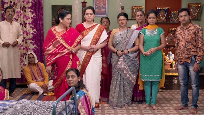Watch Radha Prem Rangi Rangli Season 1 Episode 20 : Aditya's Family Is ...