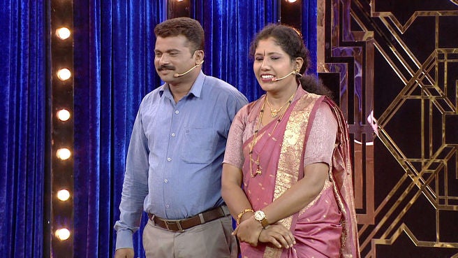 Watch Super Dampati Season 1 Episode 217 : Devendrappa's Unique Sense ...