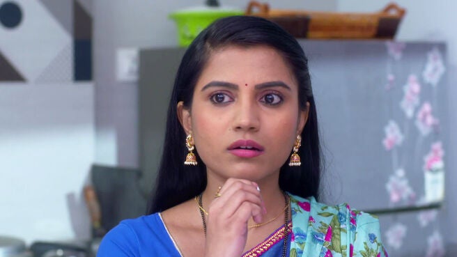 Watch Sonyachi Pawal Season 1 Episode 47 : Bhagyashree Is Onto Padmini ...