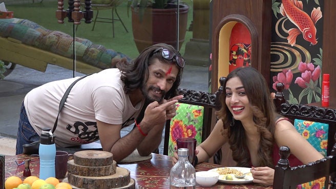 Watch Bichukale: Coffee Please, Bigg Boss! Video Online(HD) On JioCinema