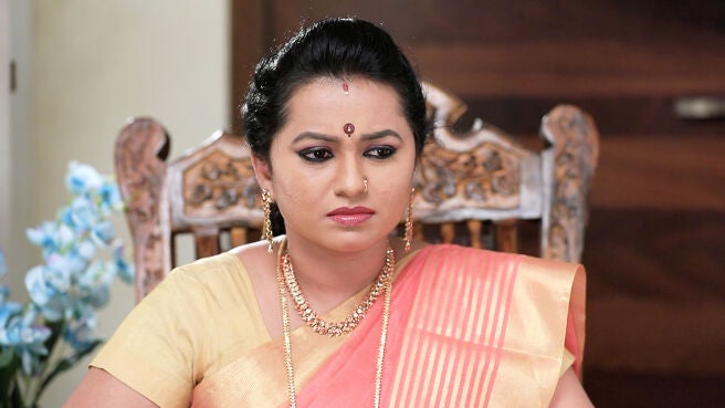 Watch Lakshmi Baramma Season 1 Episode 1804 : Aayi Worried About Arun ...