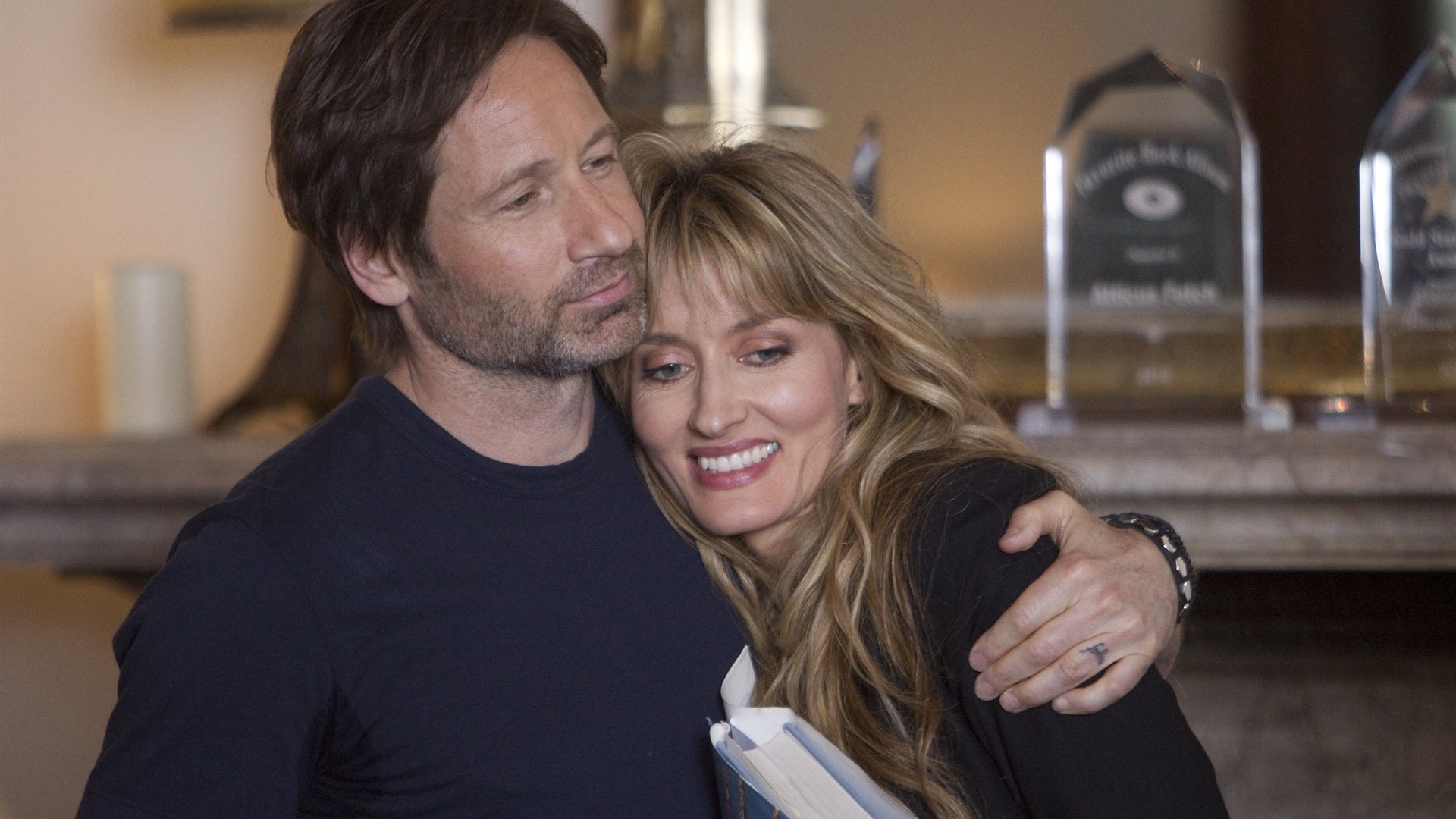 Watch Californication Season 6 Episode 5 : Rock And A Hard Place ...