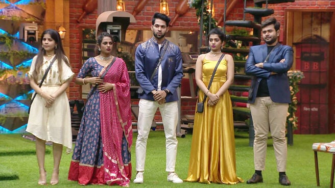 Watch Bigg Boss Marathi Season 4 Episode 15 : The First Elimination ...