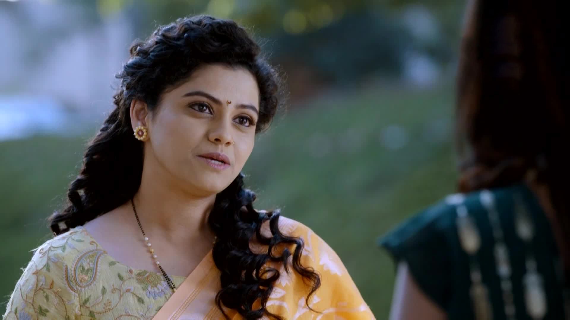 Watch Pallavi Threatens Rajnandini Video Online(HD) On JioCinema